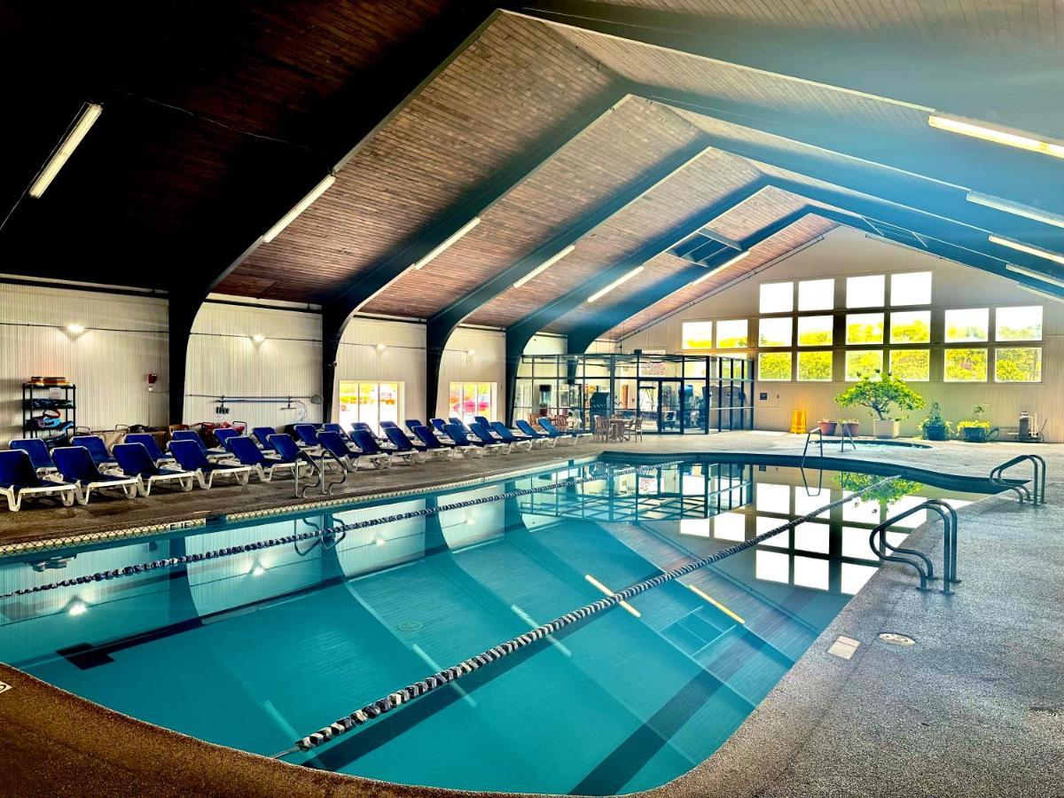 ברנסטייבל Cape Cod Irish Village - The Emerald Resort מראה חיצוני תמונה