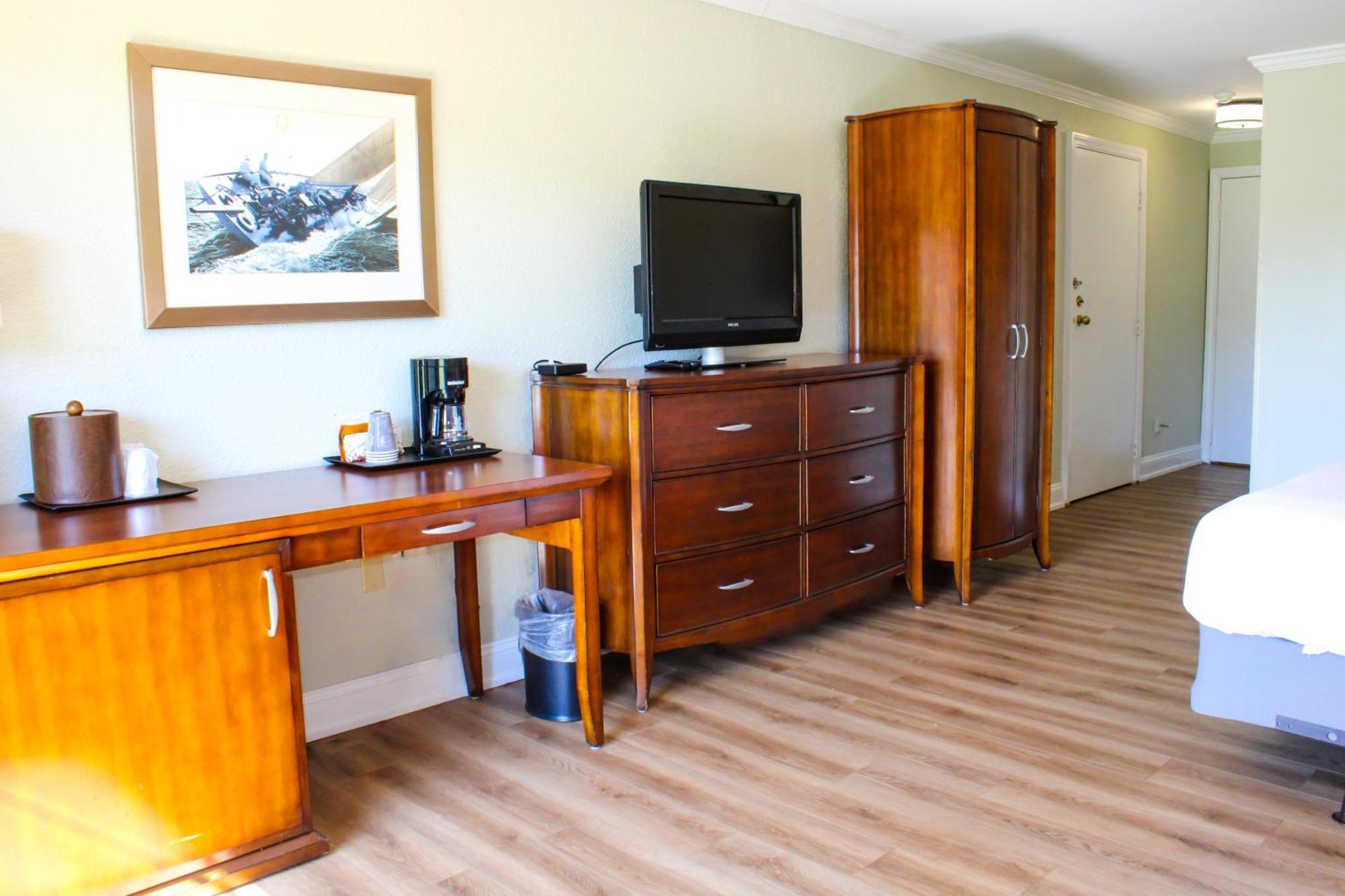 ברנסטייבל Cape Cod Irish Village - The Emerald Resort מראה חיצוני תמונה