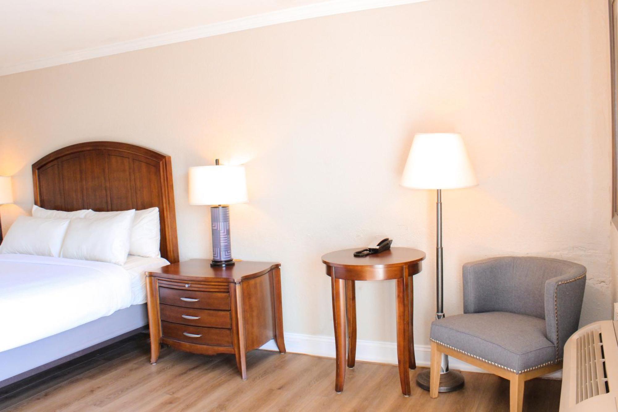 ברנסטייבל Cape Cod Irish Village - The Emerald Resort מראה חיצוני תמונה